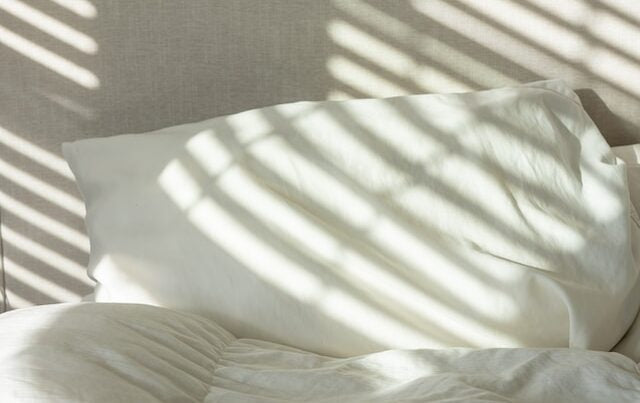 Can sleeping on your side help the brain clear built up toxins?